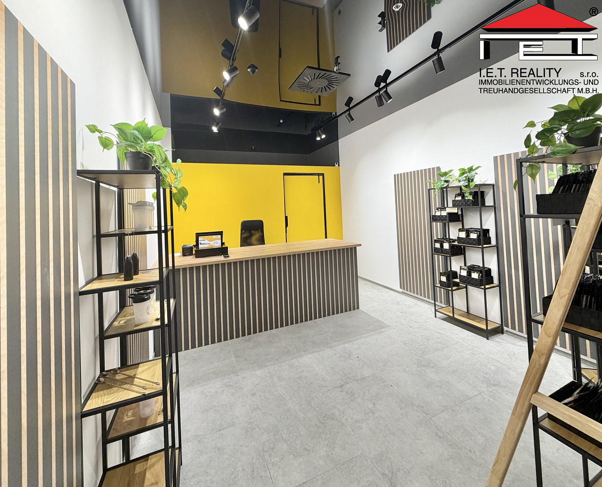 Pronájem obchodních prostor 32 m² – fotografie 3