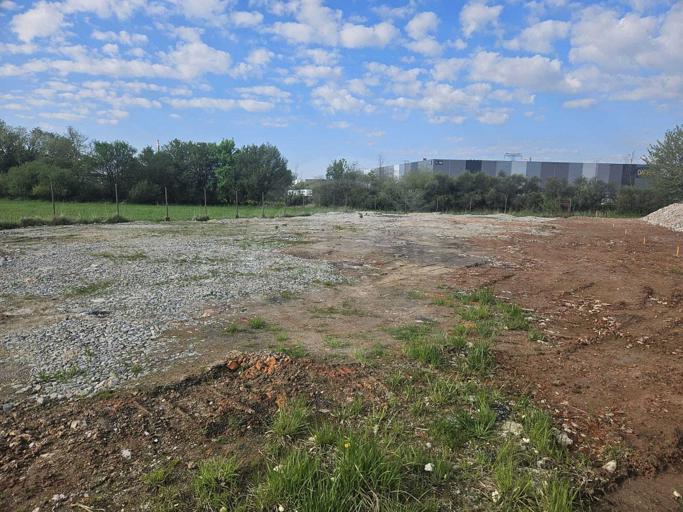 Prodej komerčního pozemku 4 924 m² – fotografie 3