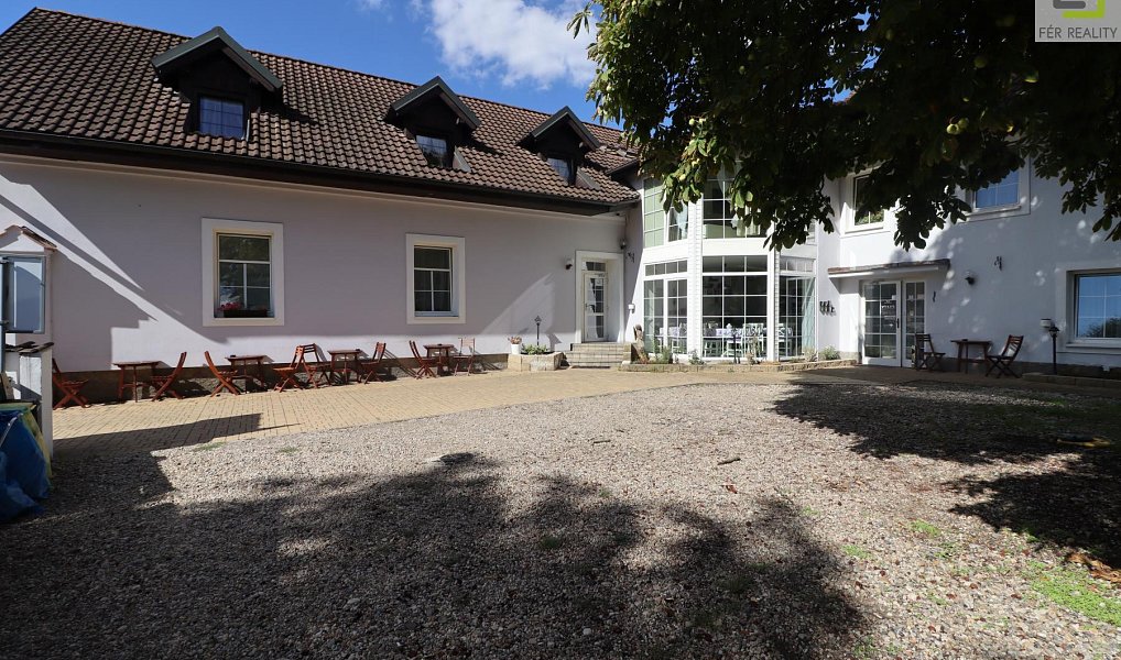 Prodej ubytovacího objektu 607 m², Vědomice – náhled fotky 49