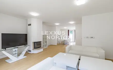 Pronájem domu 204 m² s pozemkem 700 m², Pod Valem II., Průhonice, okres Praha-západ