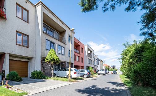 Prodej domu 130 m² s pozemkem 221 m², Uherské Hradiště