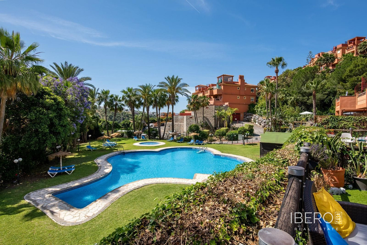 3+kk Apartment in Marbella, Urbanización Marbesa - Vista 4