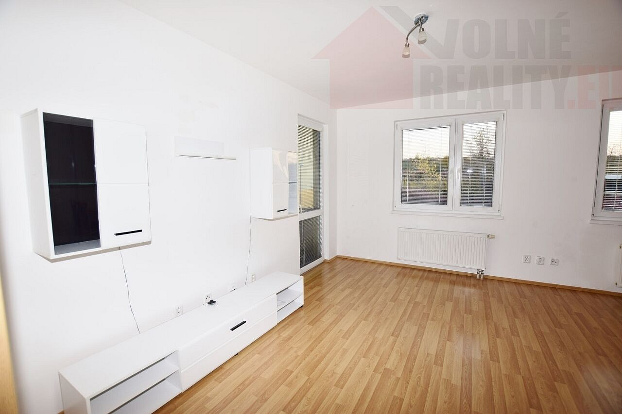 Pronájem bytu 2+kk 55 m² — photo 3