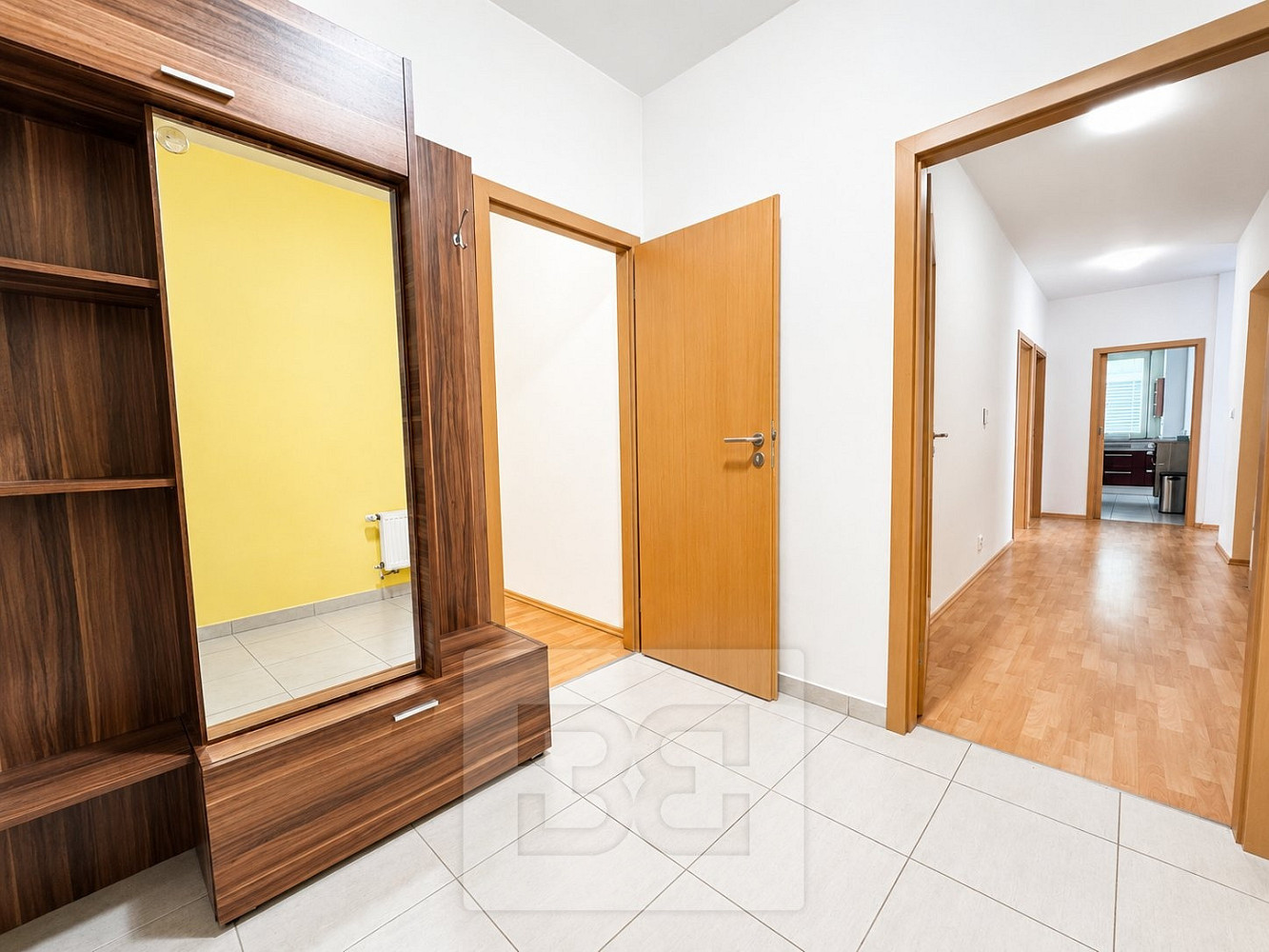 Pronájem bytu 3+kk 94 m² — photo 4
