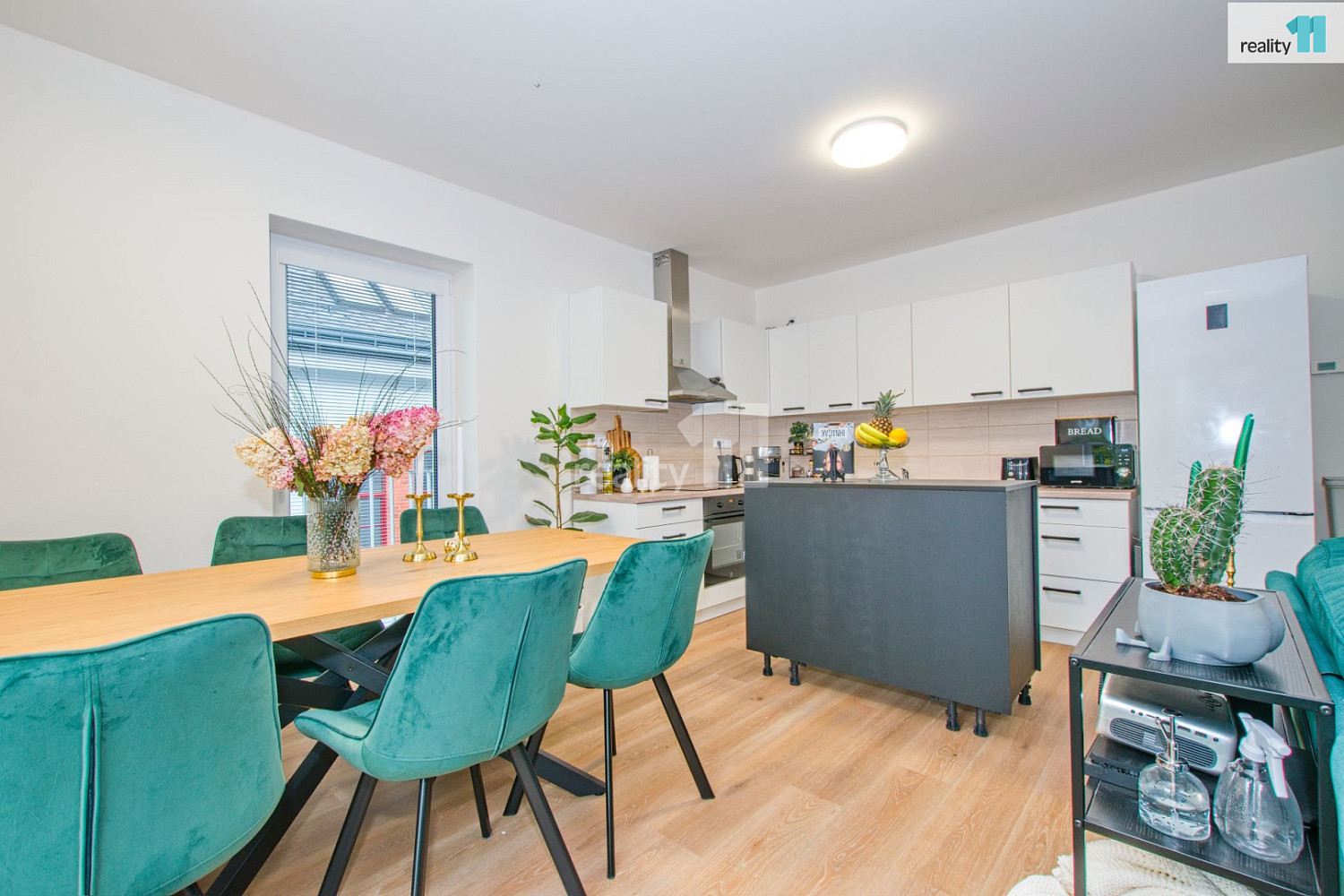 Pronájem bytu 3+kk 94 m²