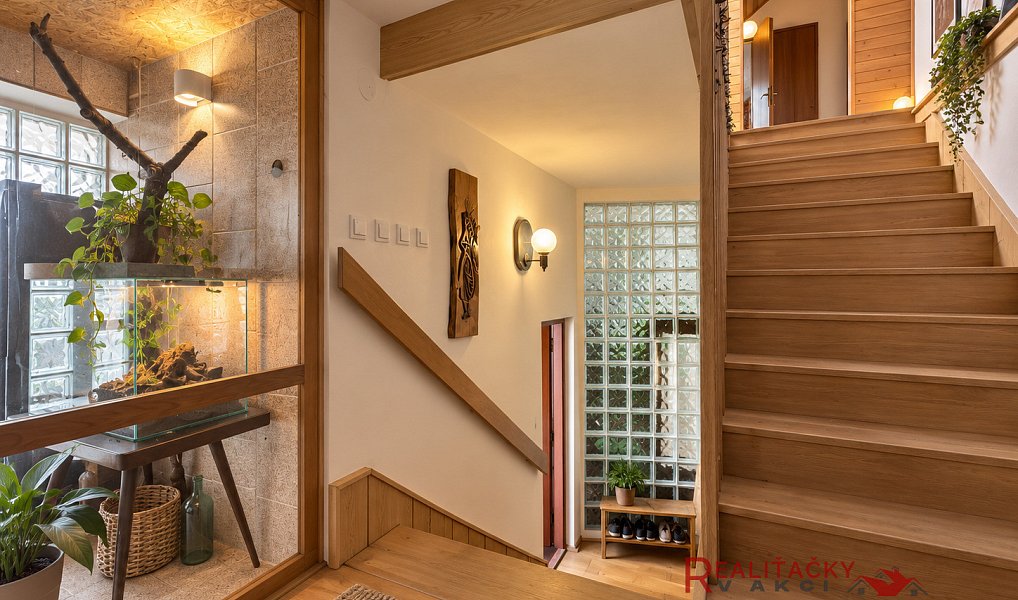 Prodej domu 363 m² s pozemkem 779 m², Břeclav – náhled fotky 18