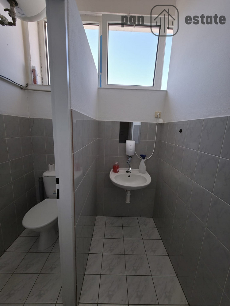 Pronájem kanceláře 40 m² — photo 5