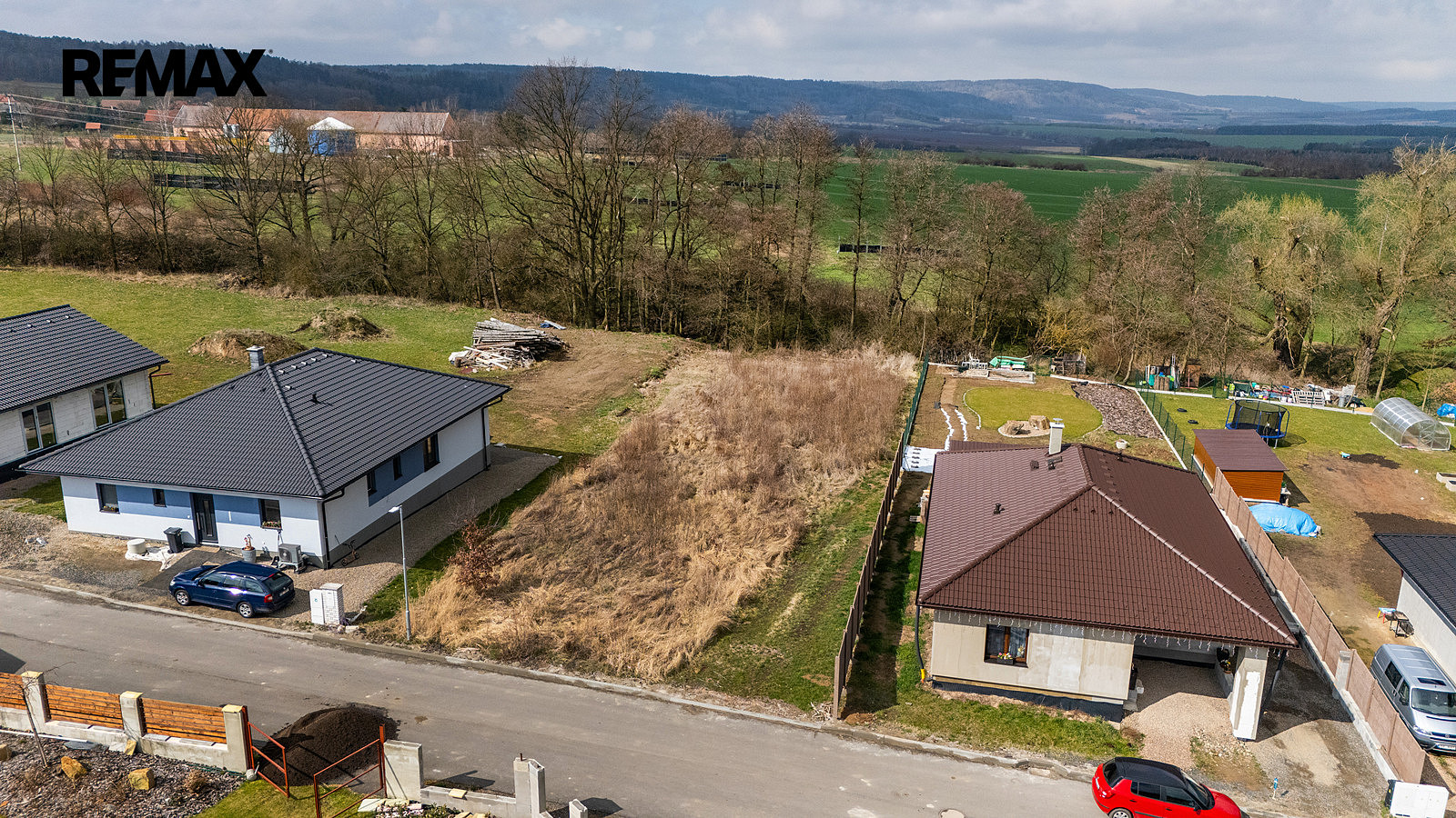 Prodej stavebního pozemku 2 649 m² — photo 4
