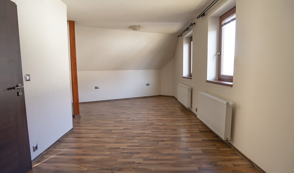 Pronájem bytu 1+kk 84 m², Litomyšl – náhled fotky 8