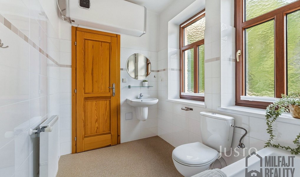 Prodej ubytovacího objektu 430 m², Josefův Důl – náhled fotky 25