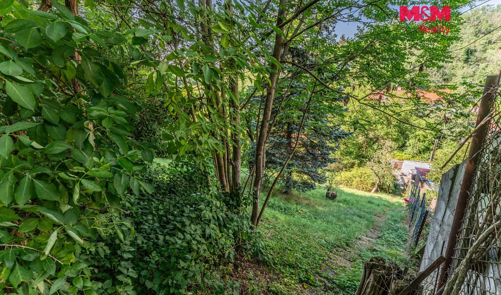Prodej stavebního pozemku 1 176 m², Roztoky – náhled fotky 4