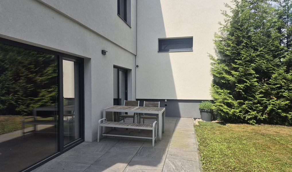 Pronájem domu 120 m² s pozemkem 350 m², Praha – náhled fotky 15