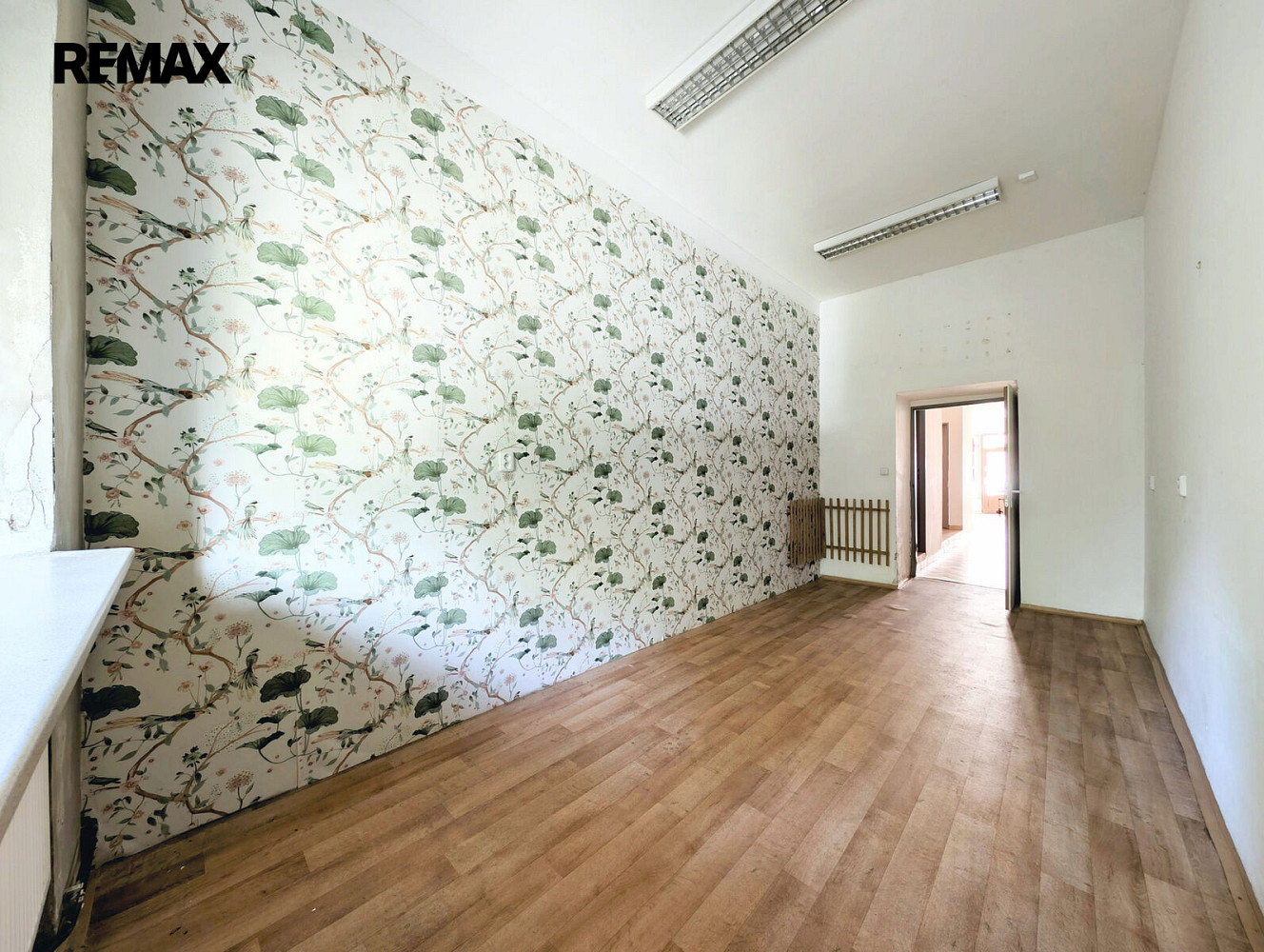 Pronájem obchodních prostor 46 m² – fotografie 4