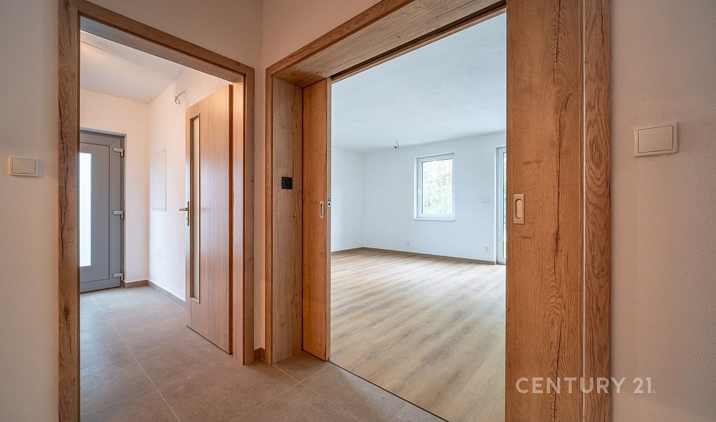 Prodej domu 161 m² s pozemkem 413 m², Homole – náhled fotky 16
