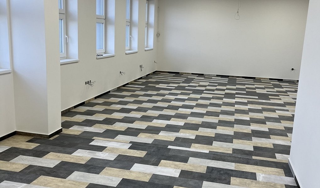 Pronájem kanceláře 409 m², Sedliště – náhled fotky 17