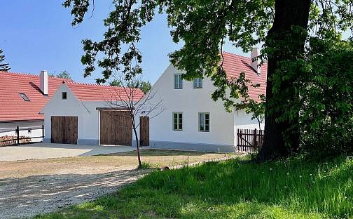 Prodej chaty/chalupy 174 m² s pozemkem 1 679 m², Slavonice - Kadolec, okres Jindřichův Hradec