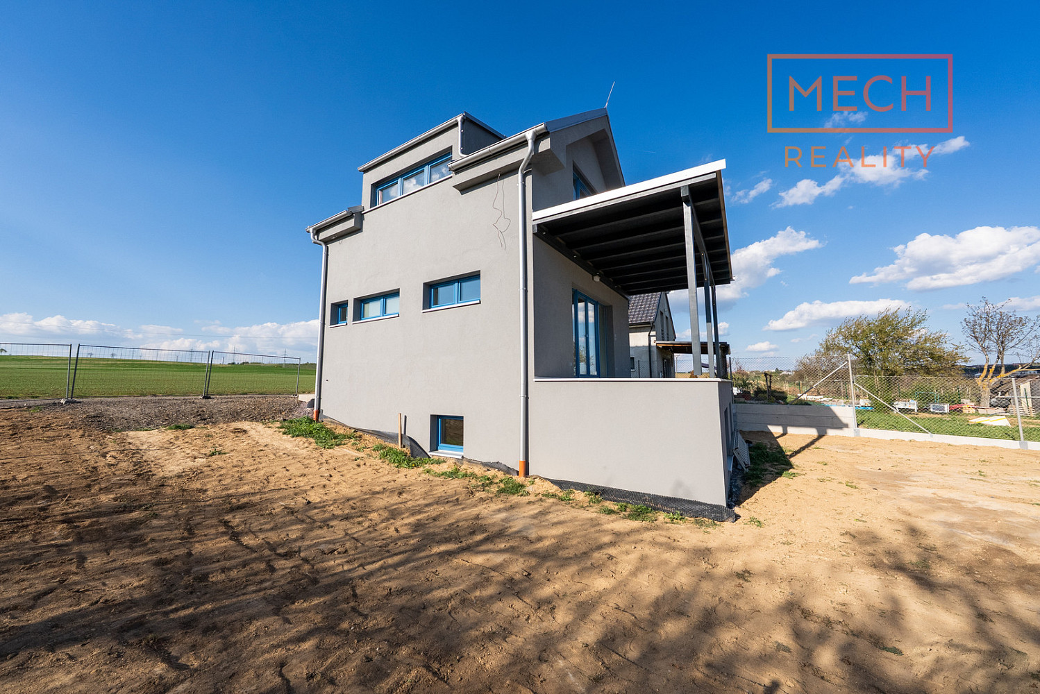 Prodej domu 100 m² s pozemkem 564 m² – fotografie 3