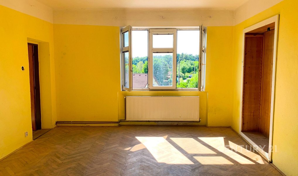 Prodej bytu 4+1 150 m², Jenišovice – náhled fotky 10
