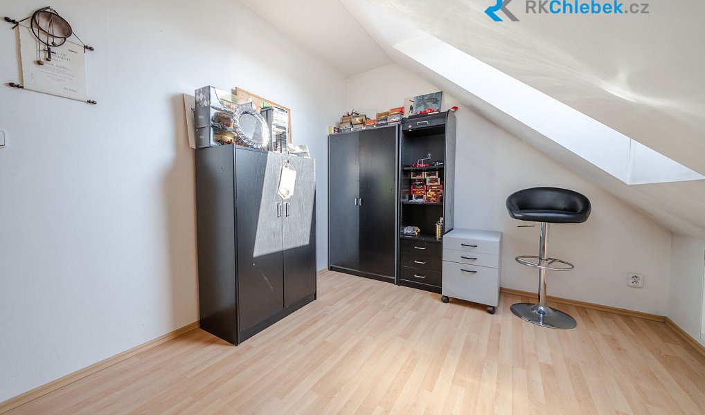 Prodej domu 268 m² s pozemkem 1 080 m², Kravaře – náhled fotky 21