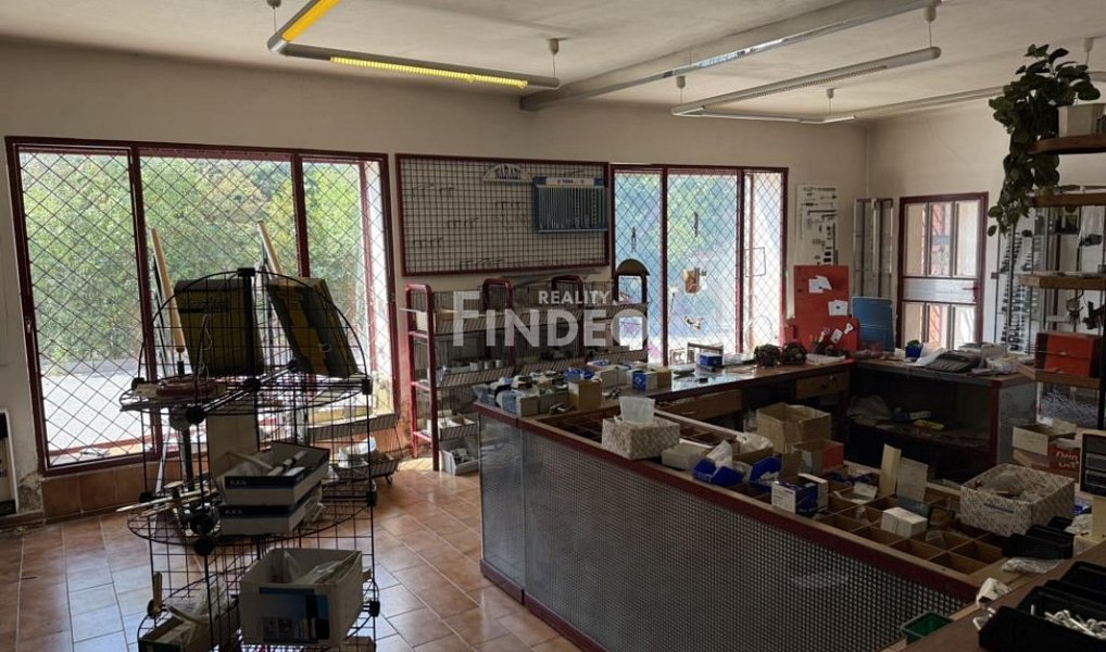 Pronájem obchodních prostor 137 m², Beroun – náhled fotky 4