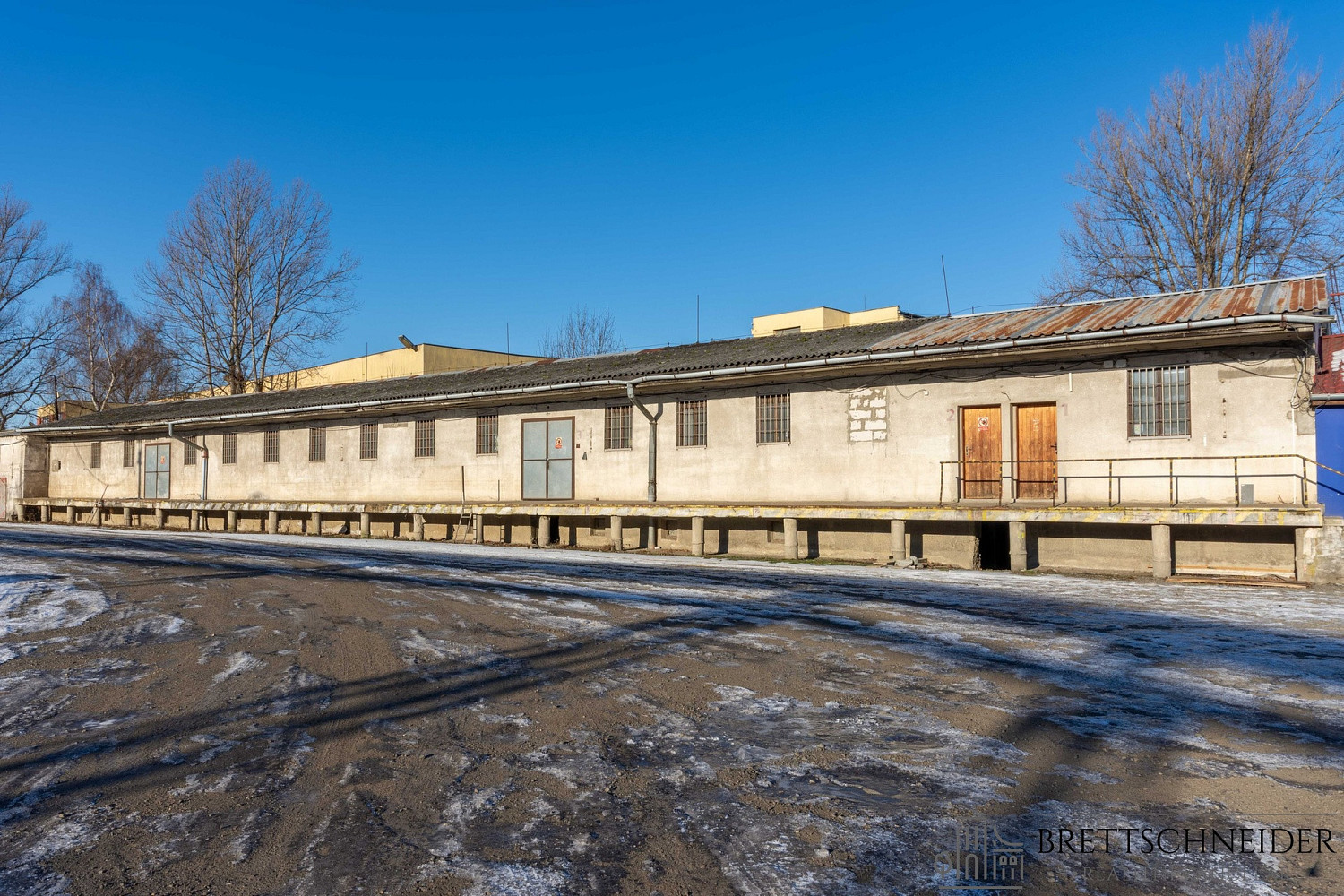 Pronájem skladovacích prostor 303 m² – fotografie 3