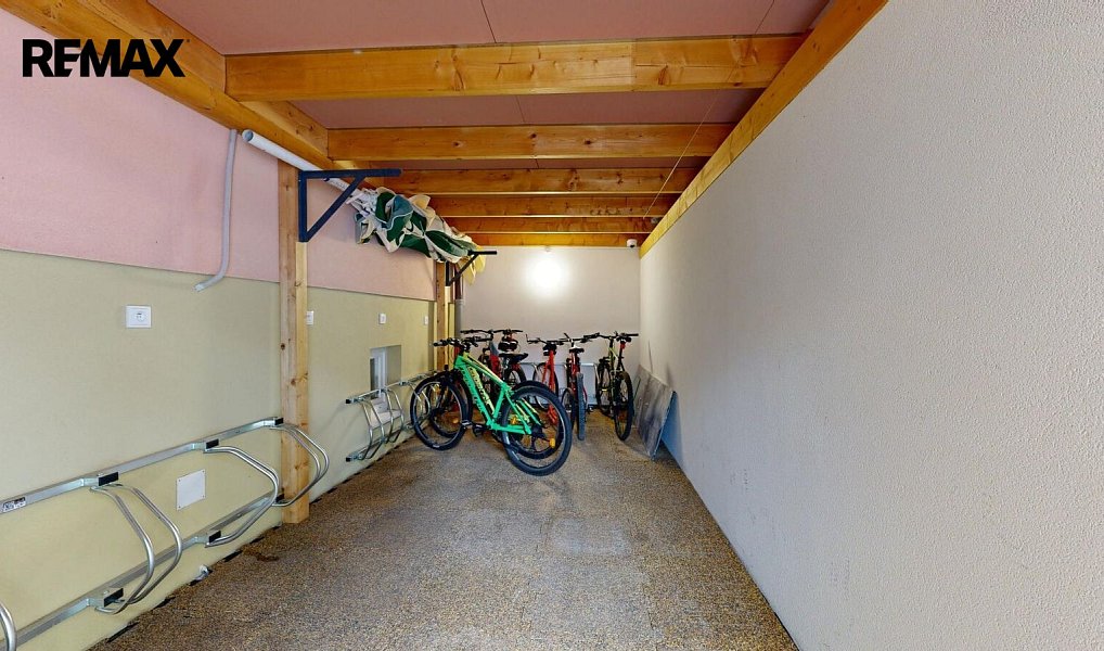 Prodej ubytovacího objektu 655 m², Dolní Dunajovice – náhled fotky 30