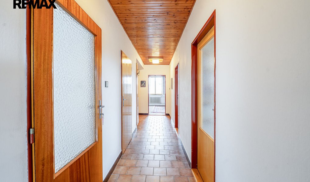 Prodej domu 210 m² s pozemkem 142 m², Vimperk – náhled fotky 22