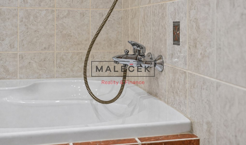 Prodej bytu 3+1 84 m², Praha – náhled fotky 7