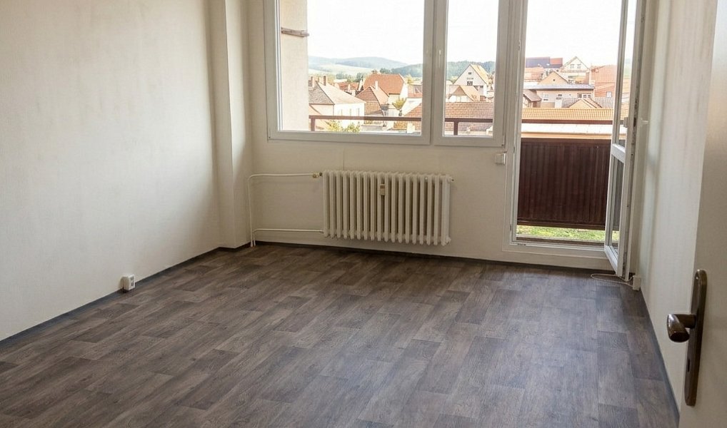 Pronájem bytu 3+kk 70 m², Sedlčany – náhled fotky 8