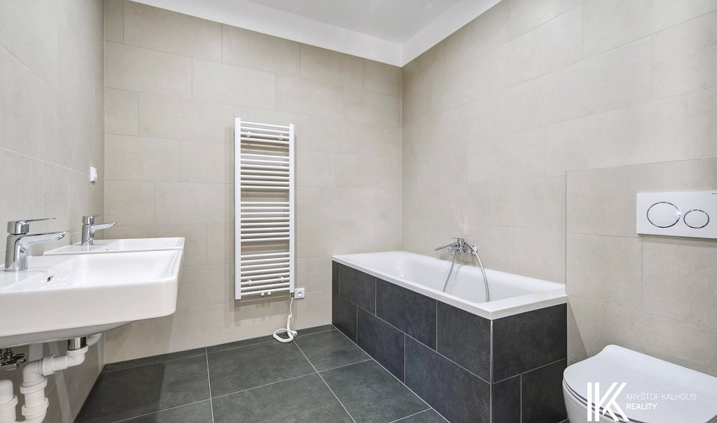 Prodej domu 105 m² s pozemkem 482 m², Pardubice – náhled fotky 21