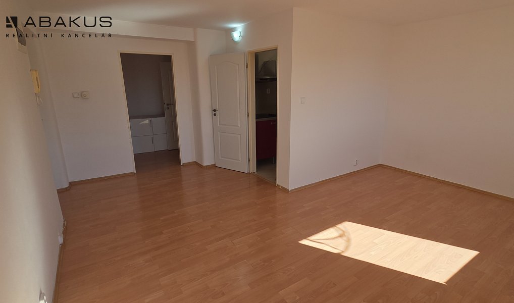 Prodej bytu 1+kk 32 m², Plzeň – náhled fotky 3