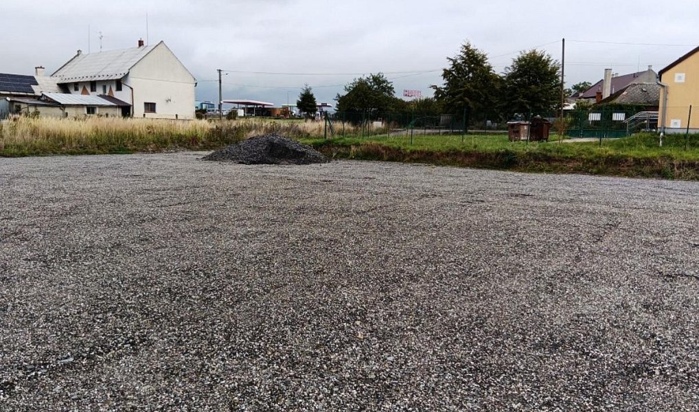 Prodej komerčního pozemku 3 700 m², Přáslavice – náhled fotky 4