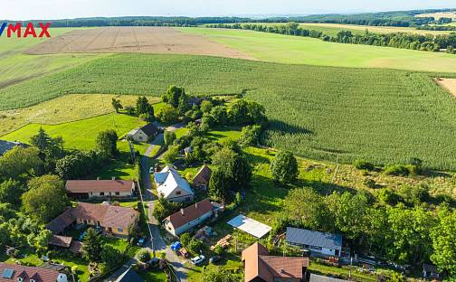 Prodej stavebního pozemku 2 594 m², Bačalky, okres Jičín