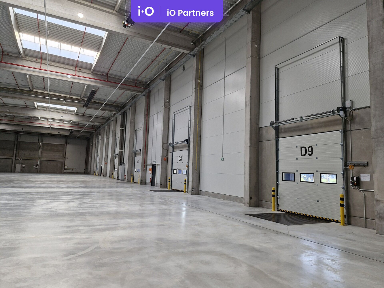 Pronájem skladovacích prostor 8 300 m² – fotografie 3