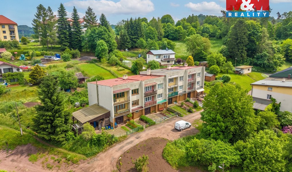 Prodej domu 270 m² s pozemkem 449 m², Benešov u Semil – náhled fotky 21