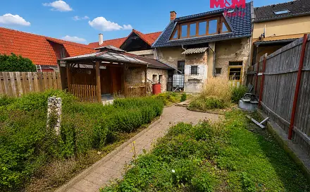 Prodej domu 100 m² s pozemkem 204 m², Lenešice, okres Louny