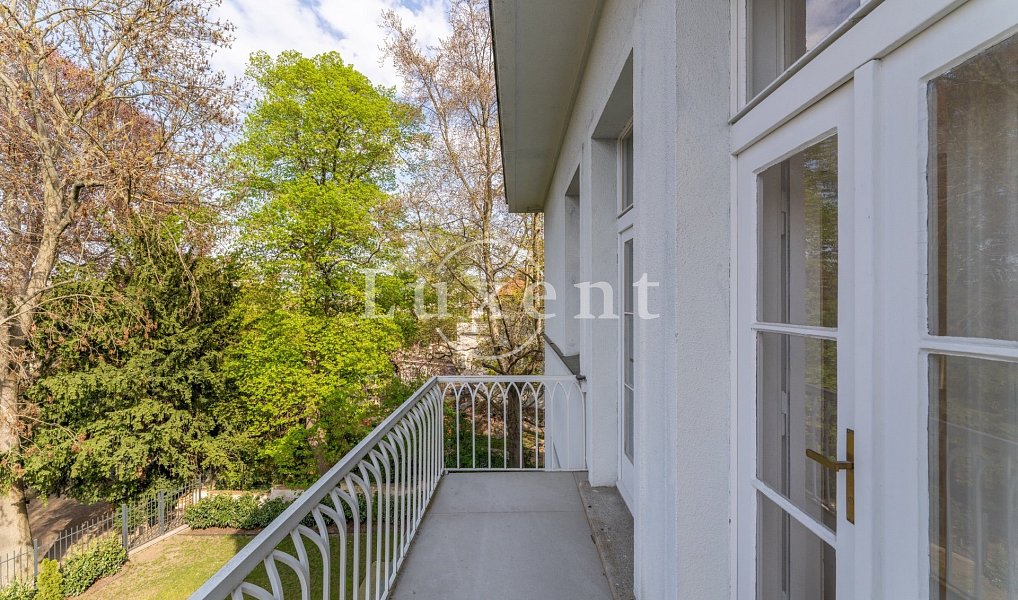 Prodej domu 726 m² s pozemkem 945 m², Praha – náhled fotky 20