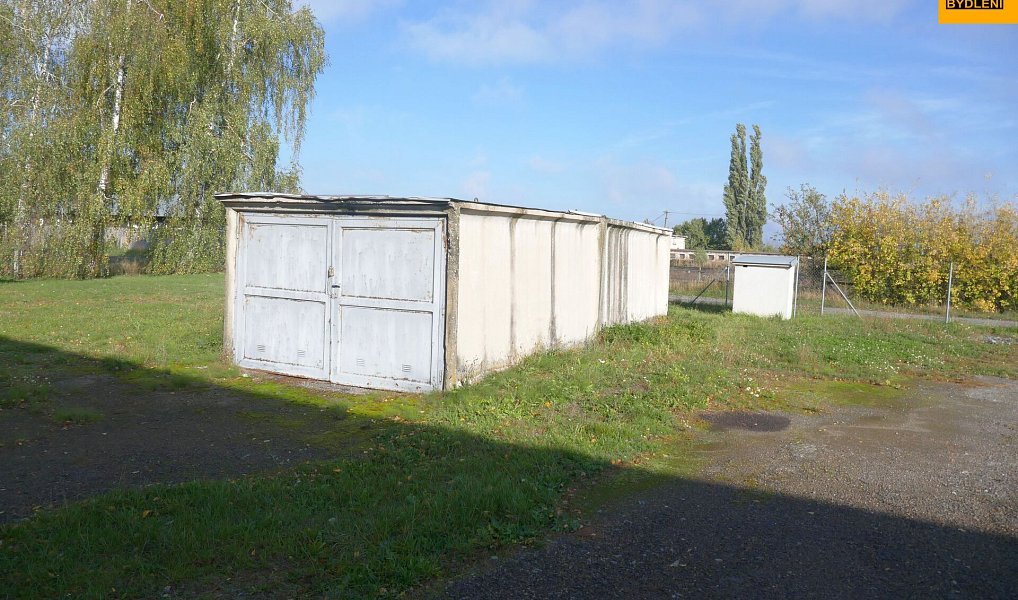 Prodej výrobních prostor 3 983 m², Moravec – náhled fotky 30