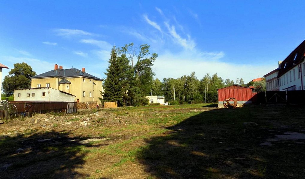 Pronájem komerčního pozemku 2 872 m², Nový Bor – náhled fotky 3