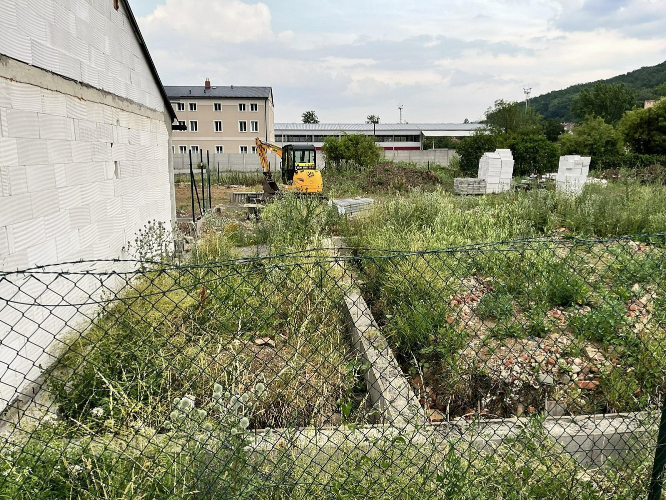 Prodej stavebního pozemku 1 135 m² – fotografie 3