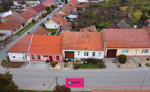 Prodej domu 180 m² s pozemkem 355 m², Nížkovice, okres Vyškov