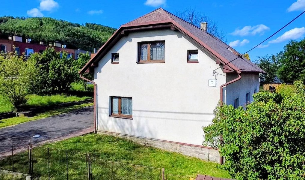 Prodej domu 200 m² s pozemkem 1 857 m², Lichnov – náhled fotky 7