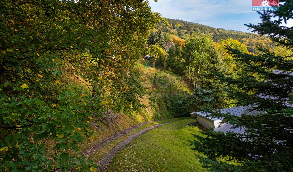 Prodej zahrady 806 m², Krupka – náhled fotky 8