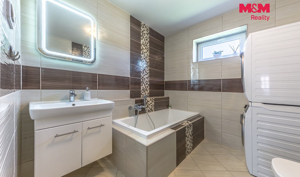 Prodej domu 152 m² s pozemkem 536 m², Velenka – náhled fotky 9