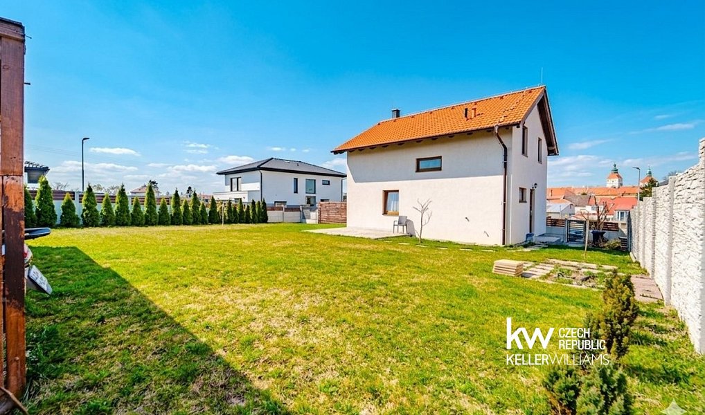 Prodej domu 94 m² s pozemkem 525 m², Smečno – náhled fotky 2