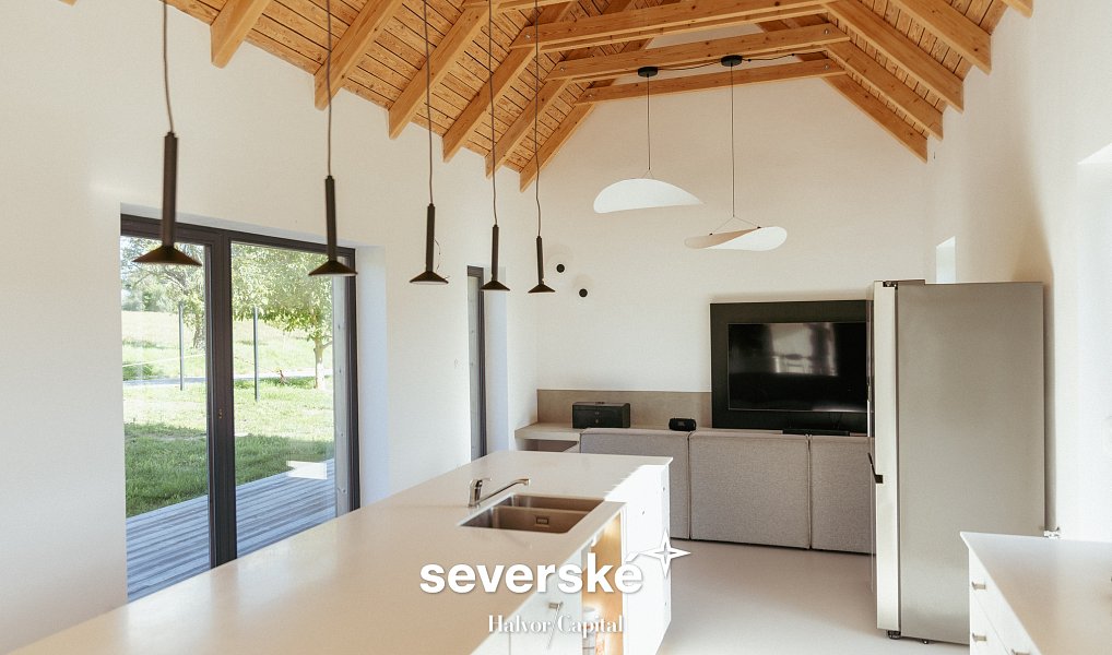 Prodej domu 174 m² s pozemkem 1 825 m², Troskovice – náhled fotky 2