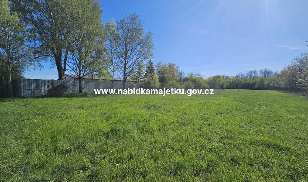Prodej pozemku, 9798 m², Louny, Staňkovice