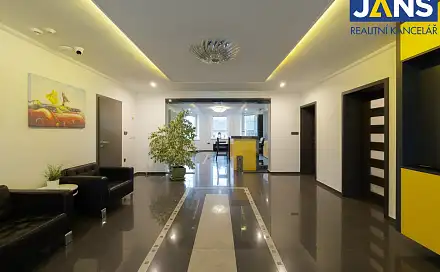 Pronájem kanceláře 179 m², Pod Lipami, Bruntál