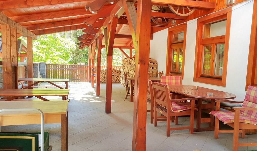 Prodej ubytovacího objektu 634 m², Rokytnice nad Jizerou – náhled fotky 13