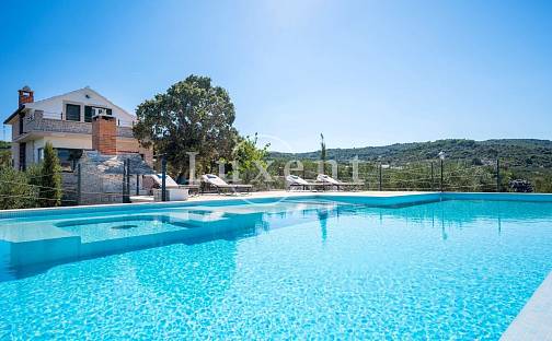 Prodej domu 83 m² s pozemkem 4 722 m², Brac, Chorvatsko